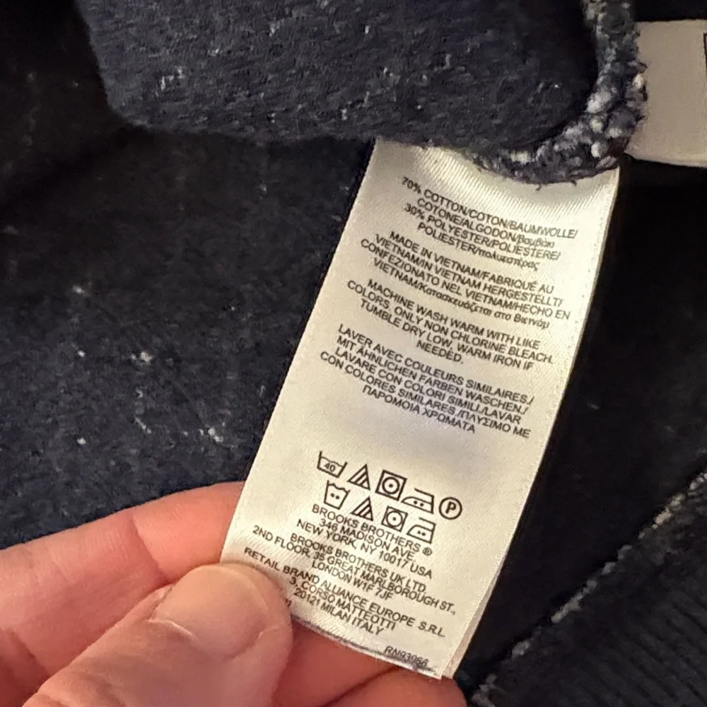 Brooks Brothers Men's Dark Blue Quilted Crewneck Sweatshirt - Picture 7 of 8